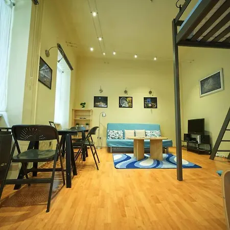 Apartment Sip Street Loft Studio In The Ruin Bar District Budapest